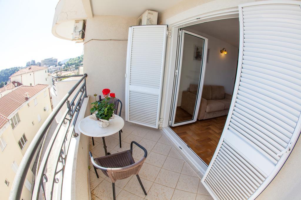 Apartments Charme Bečići Exterior foto